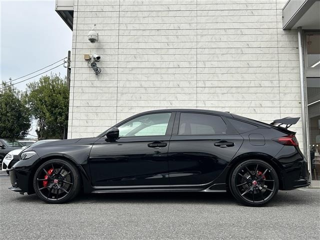 Honda CIVIC 2025 8192298-19
