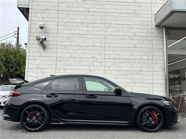 Honda CIVIC 2025 8192298-21