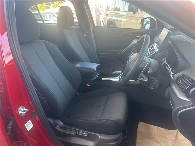 Mitsubishi ECLIPSE CROSS 2025 8180353-12