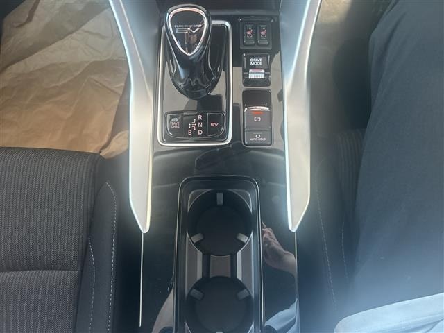 Mitsubishi ECLIPSE CROSS 2025 8180353-8