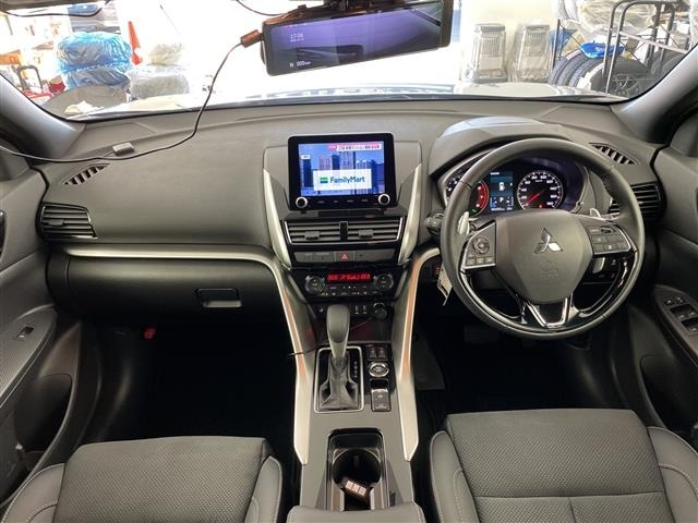 Mitsubishi ECLIPSE CROSS 2023 8180411-14