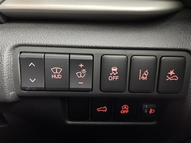 Mitsubishi ECLIPSE CROSS 2023 8180411-7