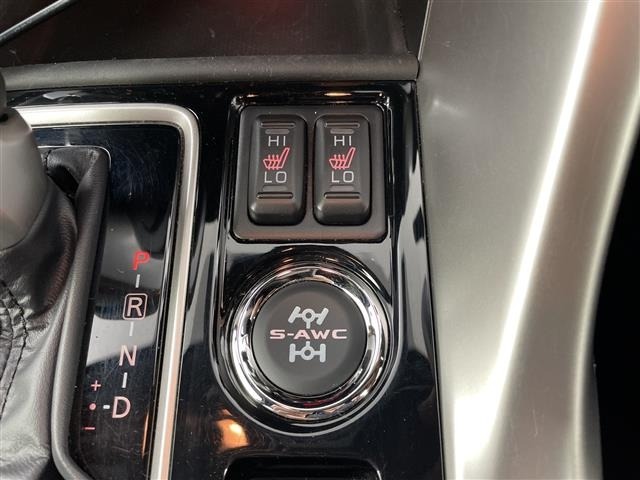 Mitsubishi ECLIPSE CROSS 2023 8180411-8