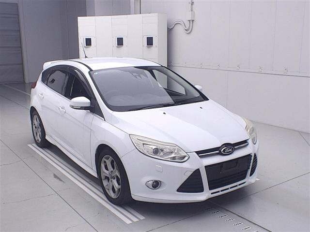 Ford FOCUS 2015 8182337-0