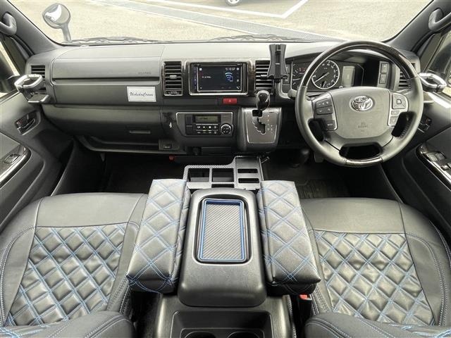 Toyota HIACE VAN 2022 8188131-14