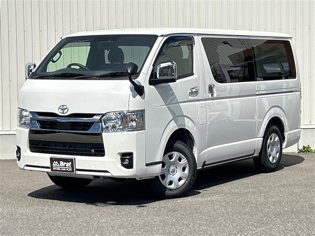 Toyota HIACE VAN 2026 8188132-0