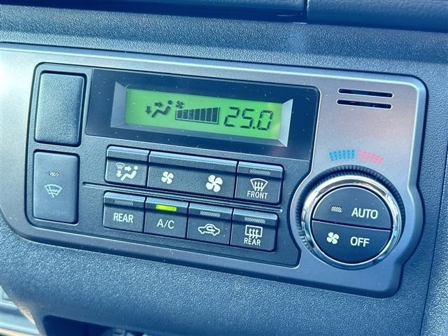 Toyota HIACE VAN 2026 8188132-9