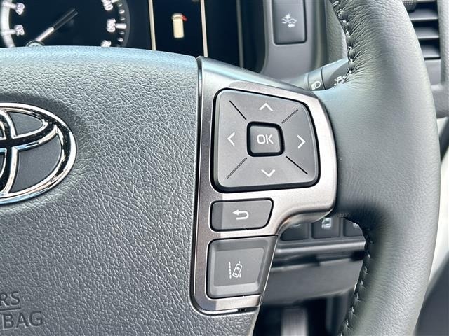 Toyota HIACE VAN 2025 8188133-11