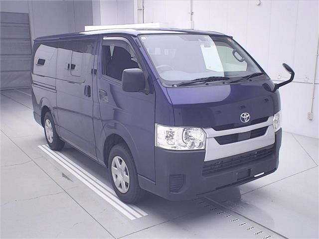 Toyota HIACE VAN 2021 8188495-0