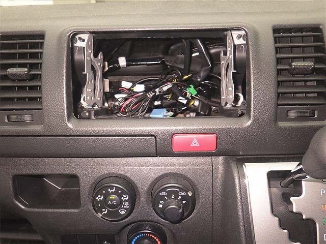 Toyota HIACE VAN 2021 8188495-6