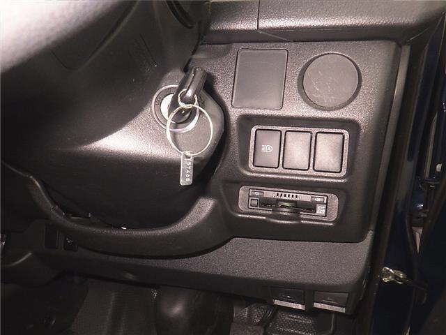 Toyota HIACE VAN 2021 8188495-8