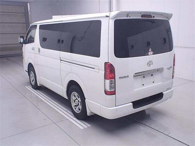 Toyota HIACE VAN 2021 8188497-1