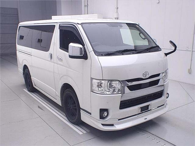 Toyota HIACE VAN 2022 8188514-0