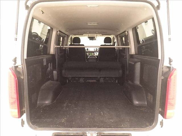 Toyota HIACE VAN 2022 8188514-7