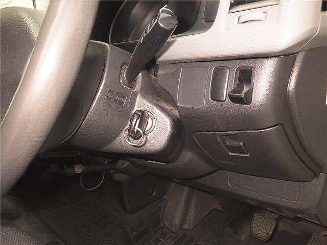 Toyota HIACE VAN 2013 8188526-8
