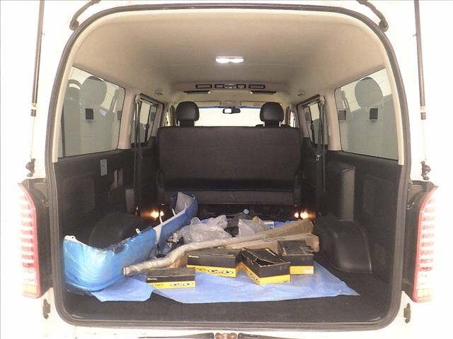Toyota HIACE VAN 2012 8188528-7