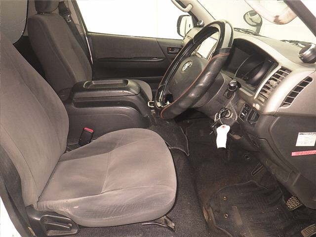 Toyota HIACE VAN 2011 8188537-5