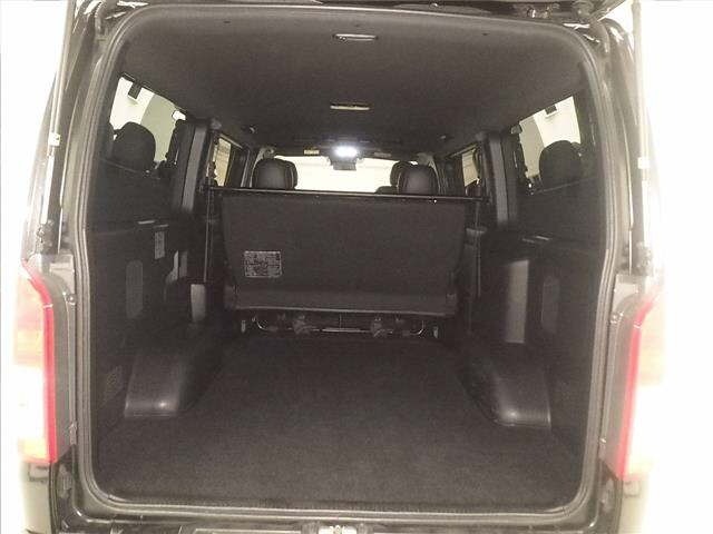 Toyota HIACE VAN 2019 8188538-7