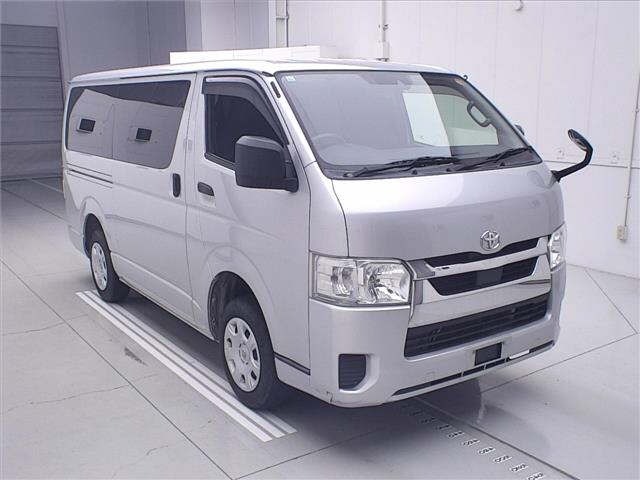 Toyota HIACE VAN 2020 8188539-0