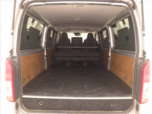 Toyota HIACE VAN 2020 8188539-7