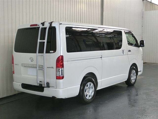 Toyota HIACE VAN 2022 8188656-1