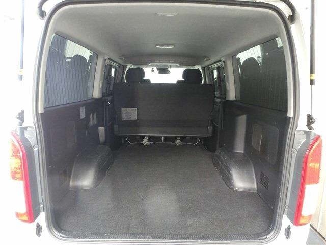 Toyota HIACE VAN 2022 8188656-11