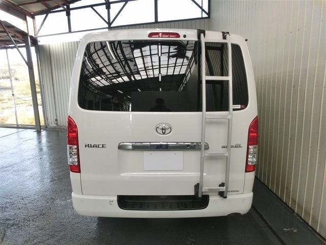 Toyota HIACE VAN 2022 8188656-13