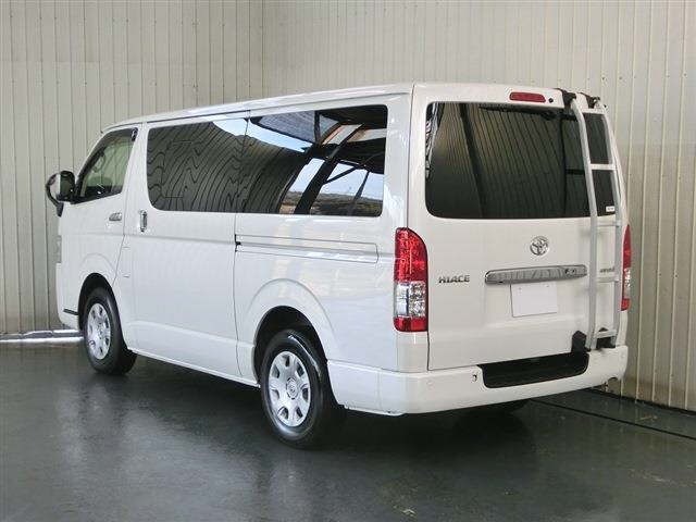 Toyota HIACE VAN 2022 8188656-17