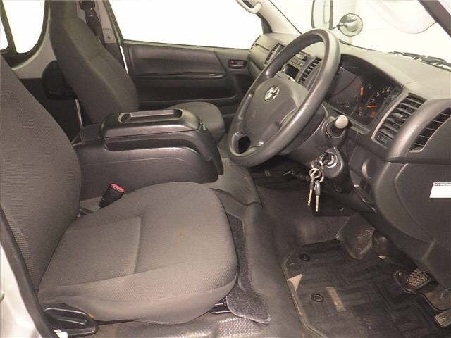 Toyota HIACE WAGON 2015 8190161-5
