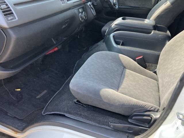 Toyota HIACE WAGON 2011 8190169-9
