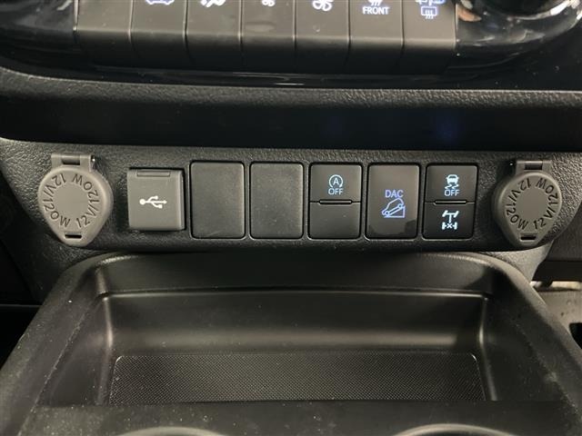 Toyota HILUX 2023 8191185-22