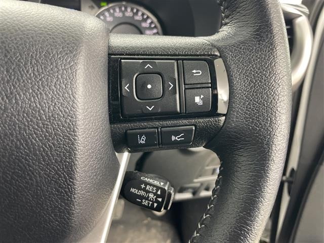 Toyota HILUX 2023 8191185-8