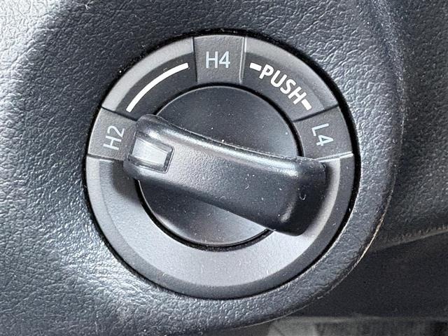 Toyota HILUX 2023 8191187-6