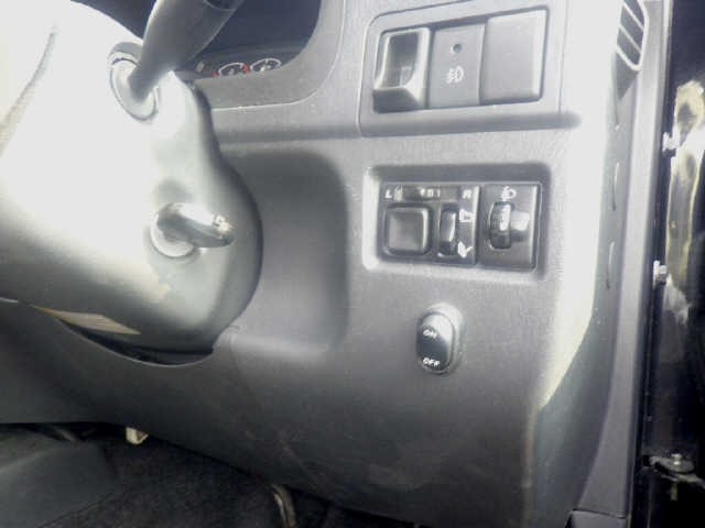 Suzuki JIMNY 2011 8184319-6