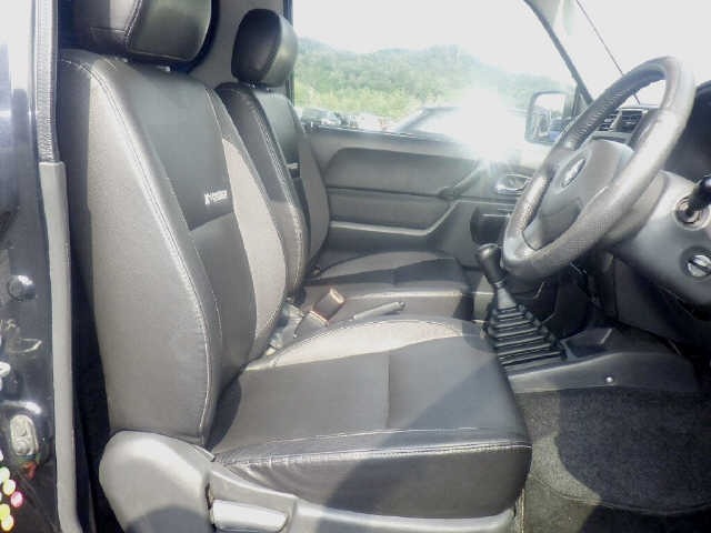 Suzuki JIMNY 2011 8184319-7