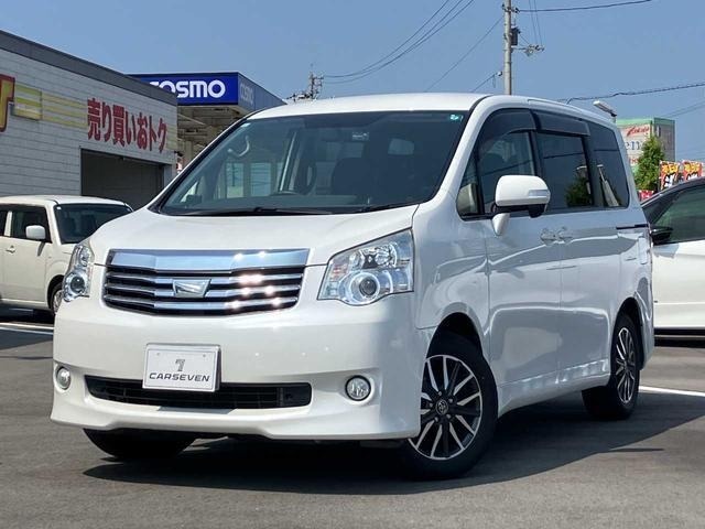 Toyota NOAH 2013 8192841-0
