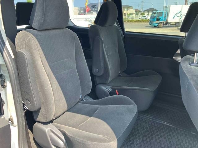 Toyota NOAH 2013 8192841-19