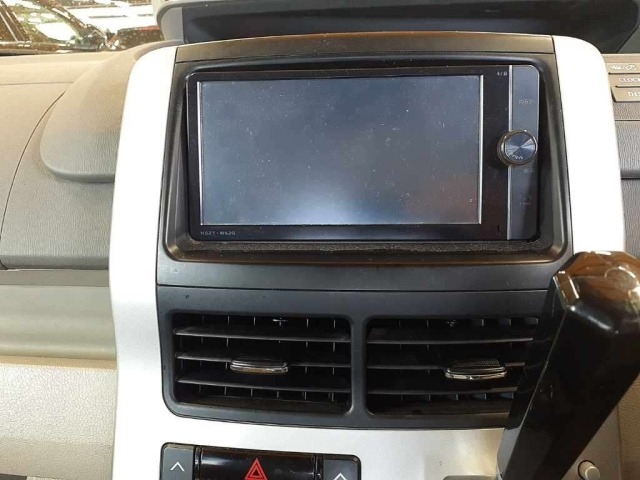 Toyota NOAH 2013 8192842-12