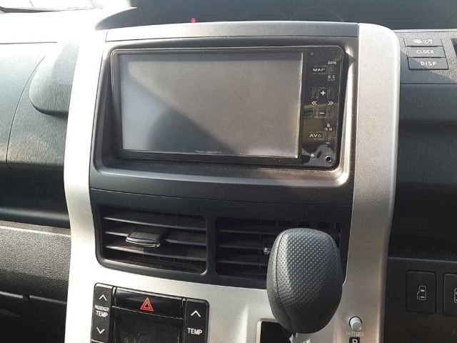 Toyota NOAH 2011 8192846-12
