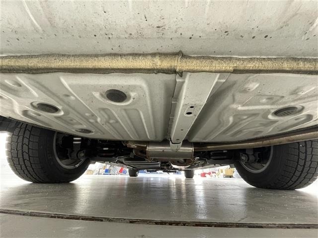 Toyota NOAH 2018 8193048-13
