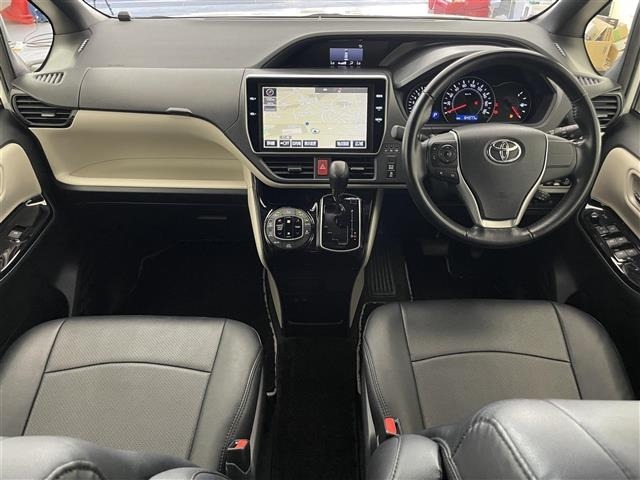 Toyota NOAH 2018 8193048-15