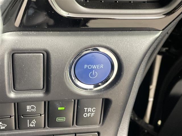 Toyota NOAH 2020 8193049-3