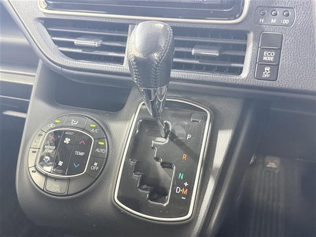 Toyota NOAH 2014 8193091-1