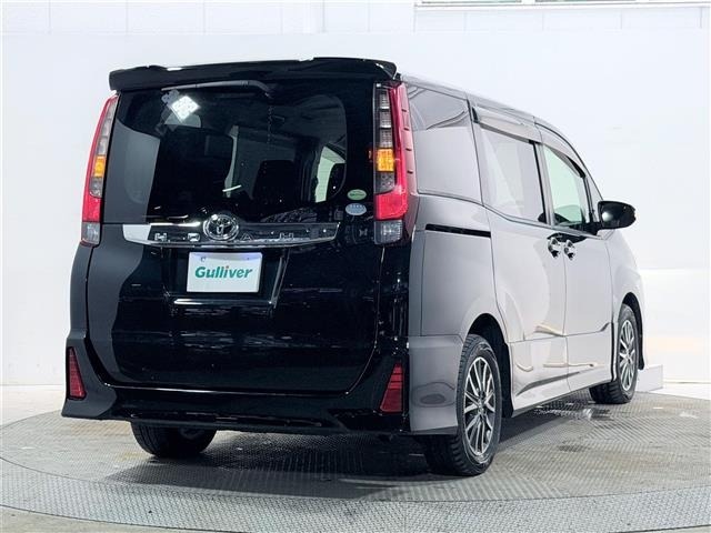 Toyota NOAH 2014 8193091-22