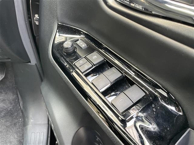 Toyota NOAH 2021 8193154-2