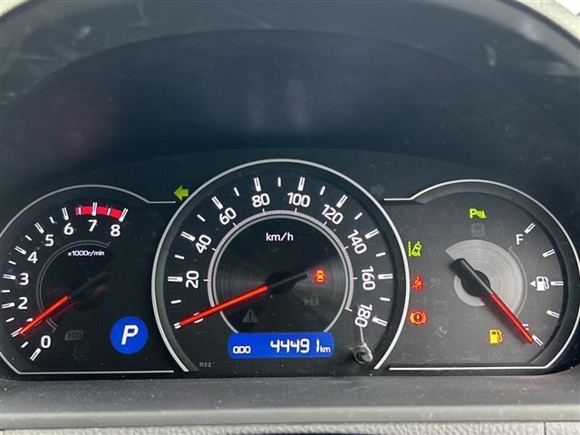 Toyota NOAH 2021 8193186-1