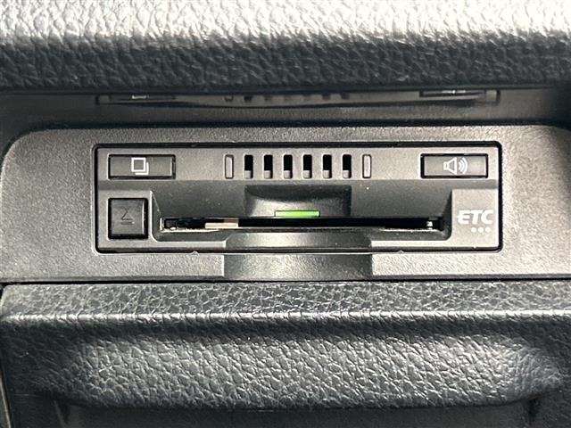 Toyota NOAH 2021 8193186-6