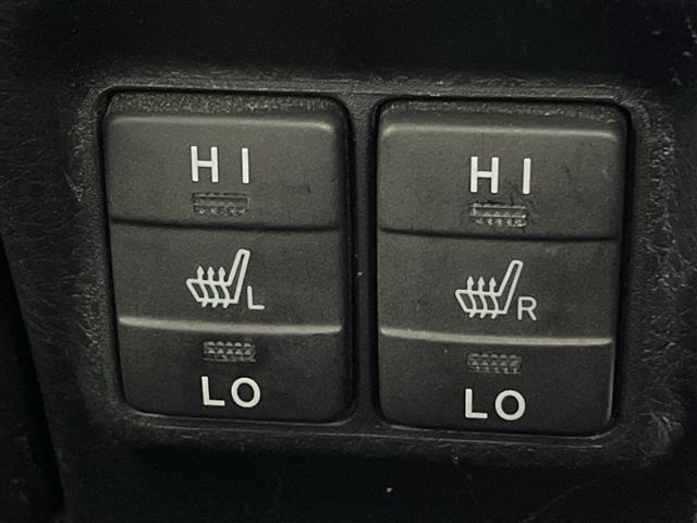 Toyota NOAH 2021 8193190-18