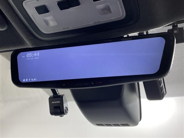 Toyota NOAH 2021 8193190-21