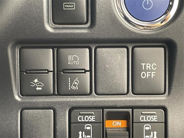 Toyota NOAH 2020 8193193-18